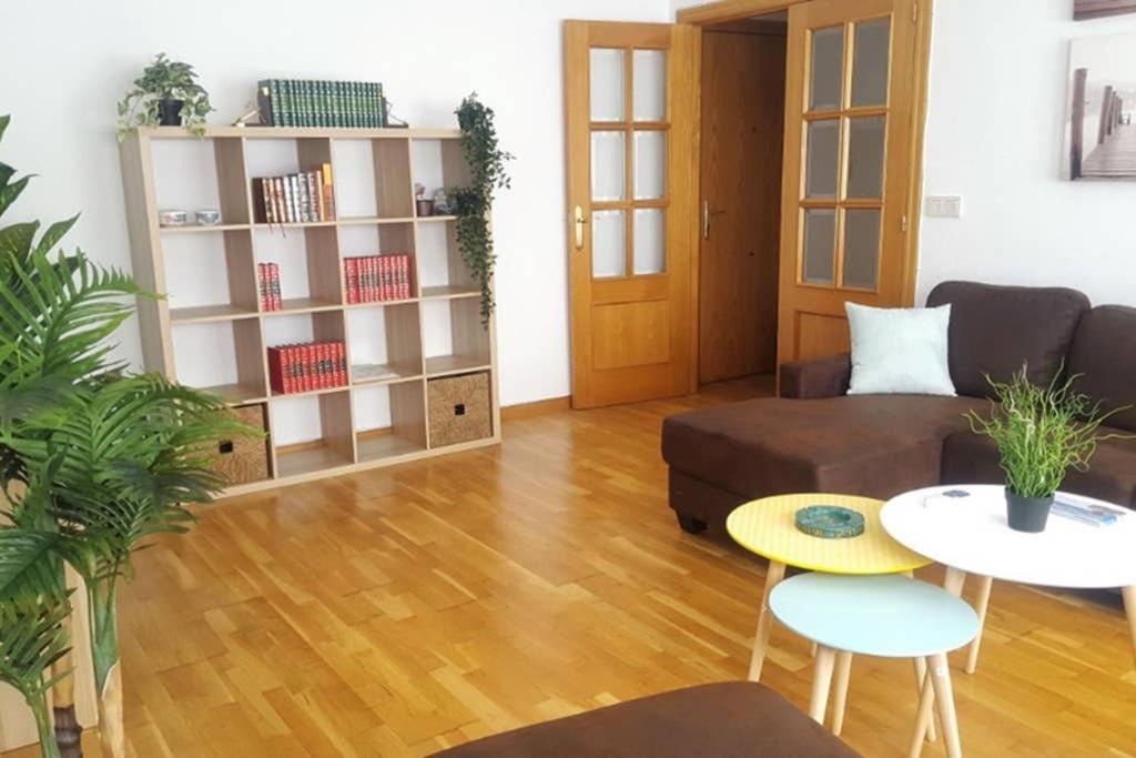 Ferienwohnung Encantador Apartamento En El Centro Alicante Exterior foto